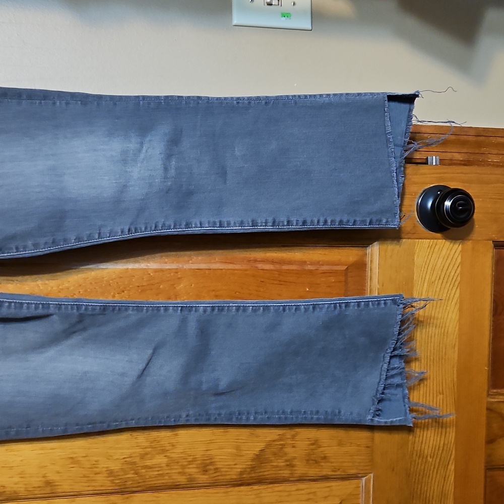 Mother The Insider Crop Step Fray Denim Jeans - Picture 4 of 13
